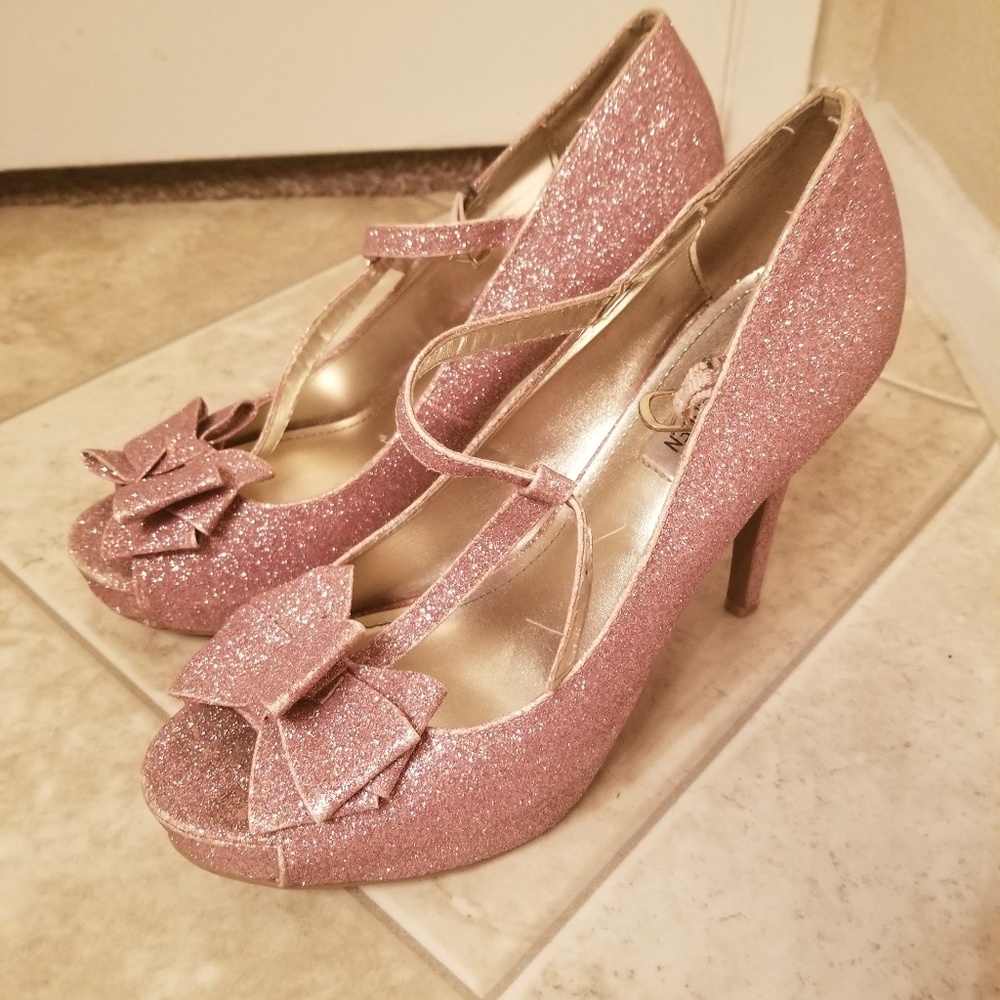 Steve madden pink sparkly heels
